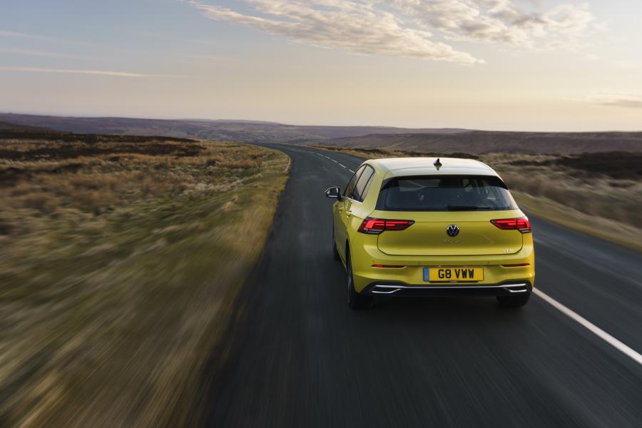  Volkswagen Golf Style 2020 года  (UK) (фото 15 из 40)